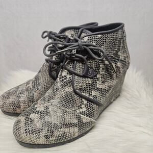 Toms Gray Wedge Heel Faux Snakeskin Booties womens size 8